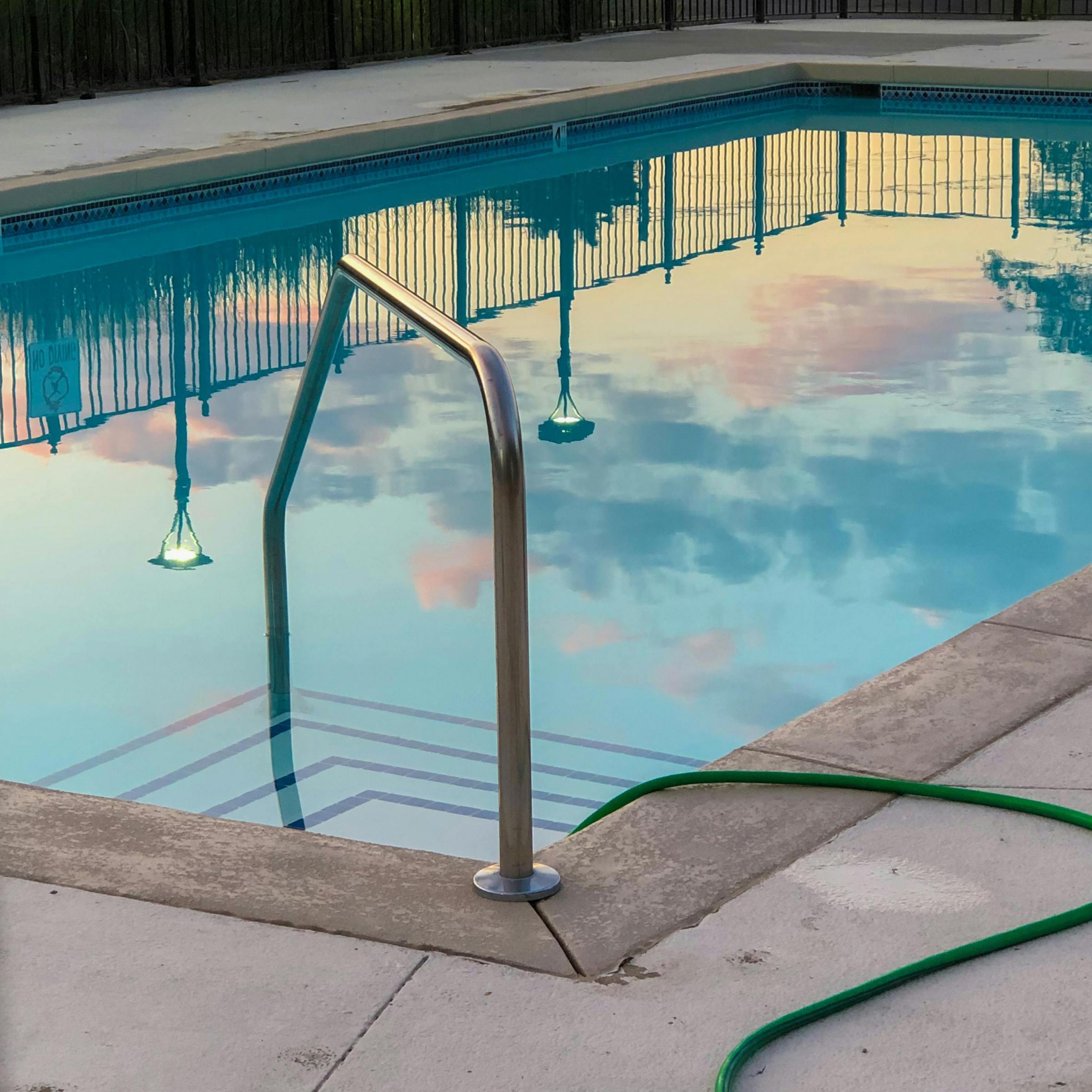 Buscol Swimming Pool Photo